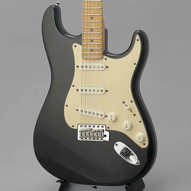 Fender USA Highway One Stratocaster (Black)の画像